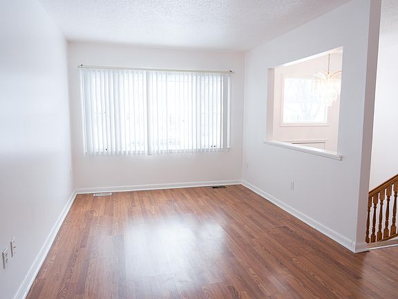 4th image of 1586 Foley Ave