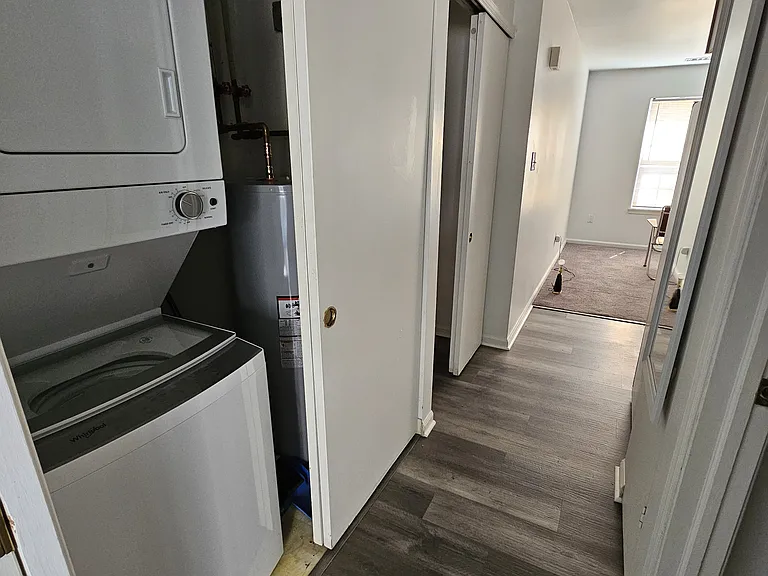 Laundry W/D brand new
