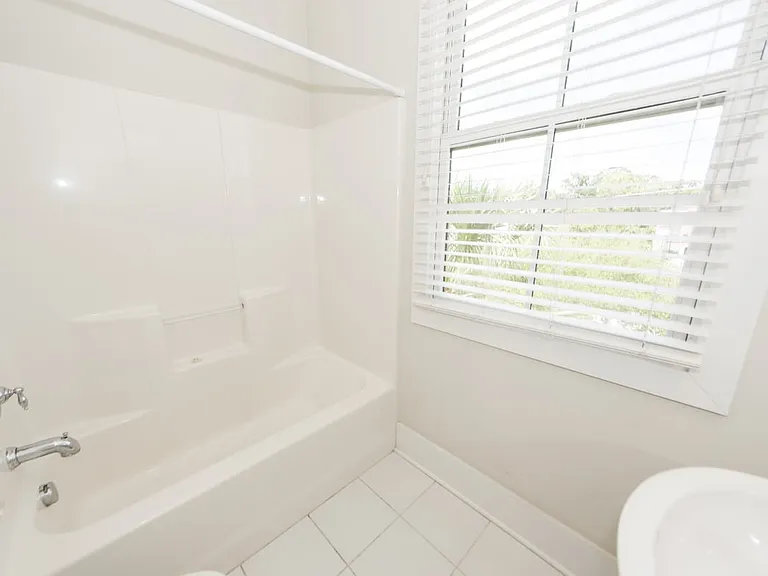 45 Morris St #A — Photo 7