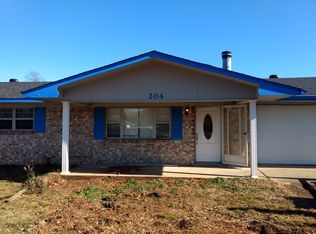 204 Maple Dr, Pocola, OK 74902