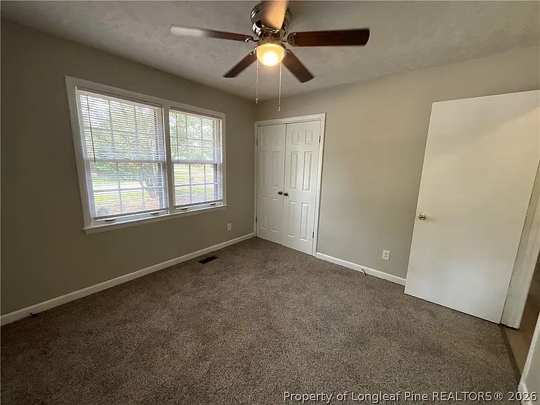 1365 Greenock Ave — Photo 16