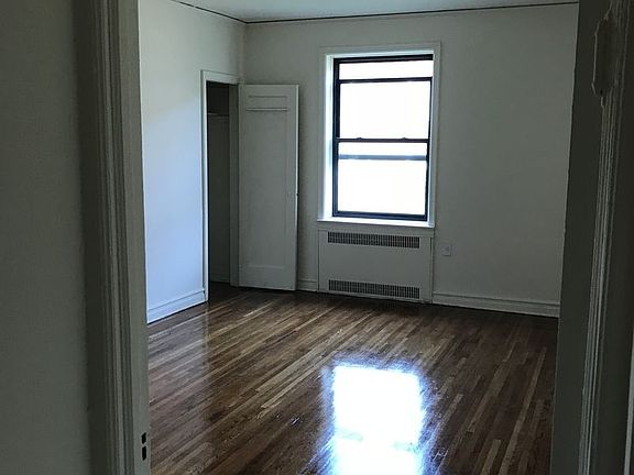 2nd image of 3546 74th St APT 523