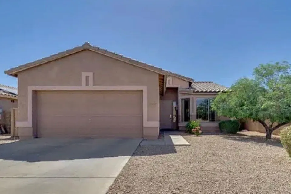 20456 N 94th Ln