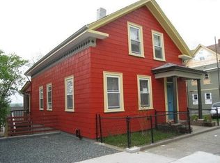 26 Tecumseh St, Providence, RI 02906