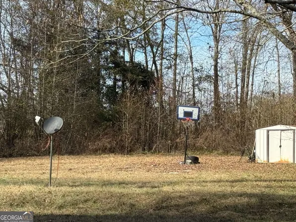 305 Brand Rd, Loganville, GA 30052