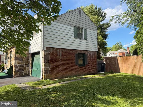 3rd image of 45 N 31st St