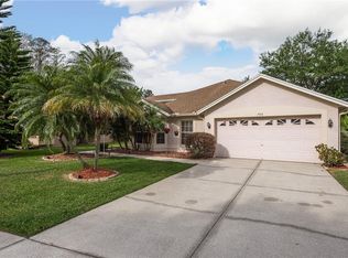 780 Crestridge Dr, Tarpon Springs, FL 34688