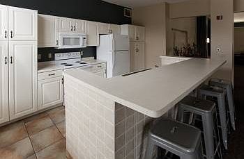 3rd image of 8601 Edinbrook Xing APT 128