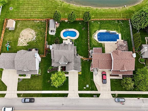 5th image of 5831 Ridgewood Rd W