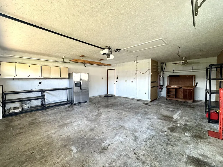 130 Derby Woods Dr — Photo 16