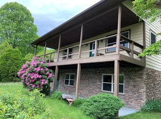 429 Fairview Ln, Topton, NC 28781