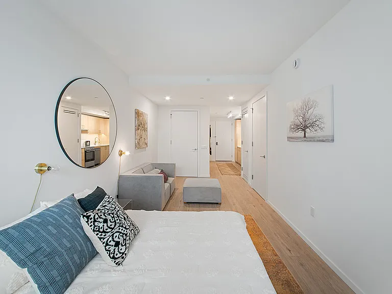 12 Halsey St #522 — Photo 1