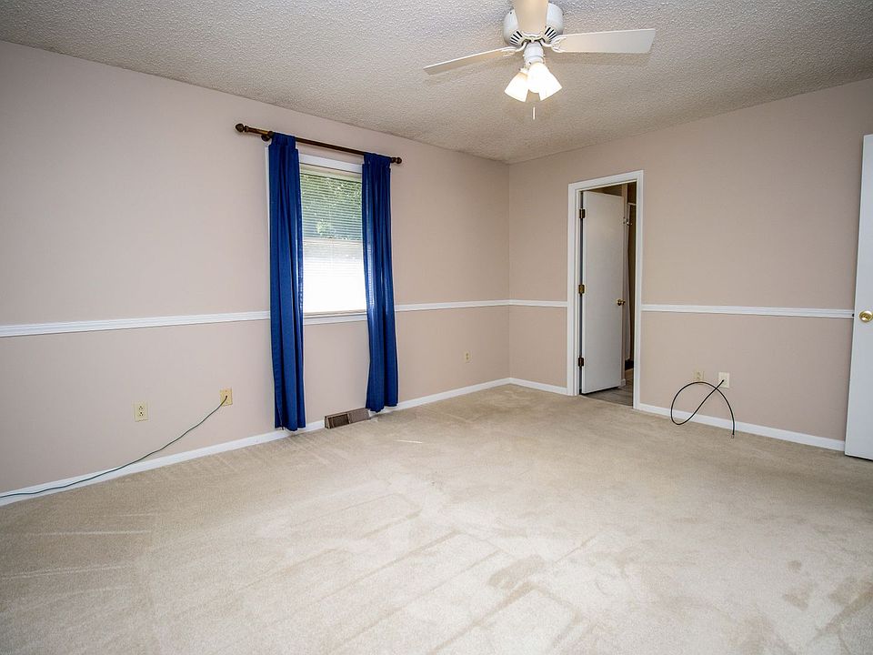 1st image of 1614 Skylane Dr