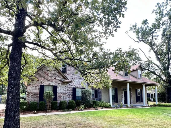 297 Old Palmetto Rd, Benton, LA 71006