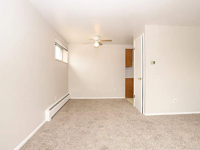 2459 S York St — Photo 24