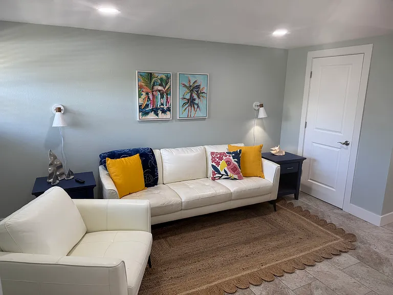 Palm Dr — Photo 2