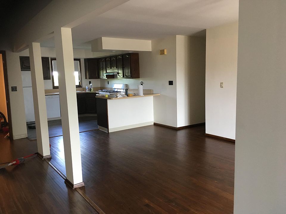 DINING ROOM /KITCHEN