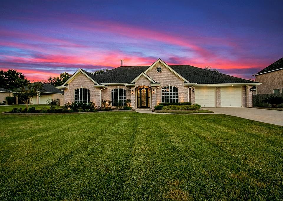 1st image of 21802 W Yaupon Cir