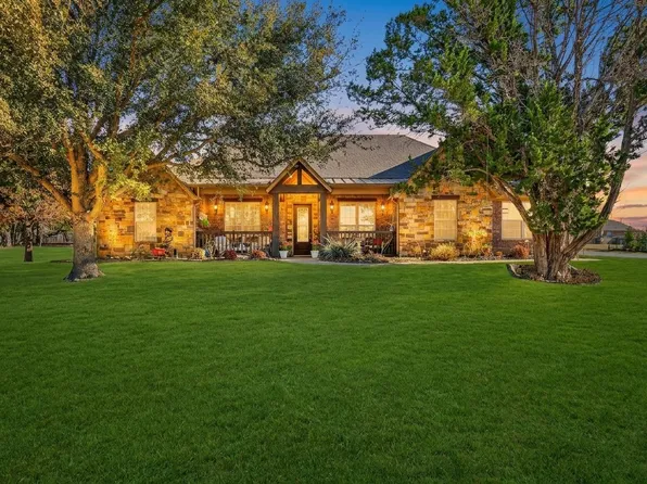 3719 Lonesome Creek Rd, Granbury, TX 76049