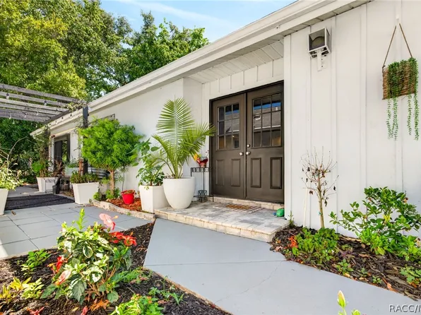 16 Golfview Ct, Homosassa, FL 34446
