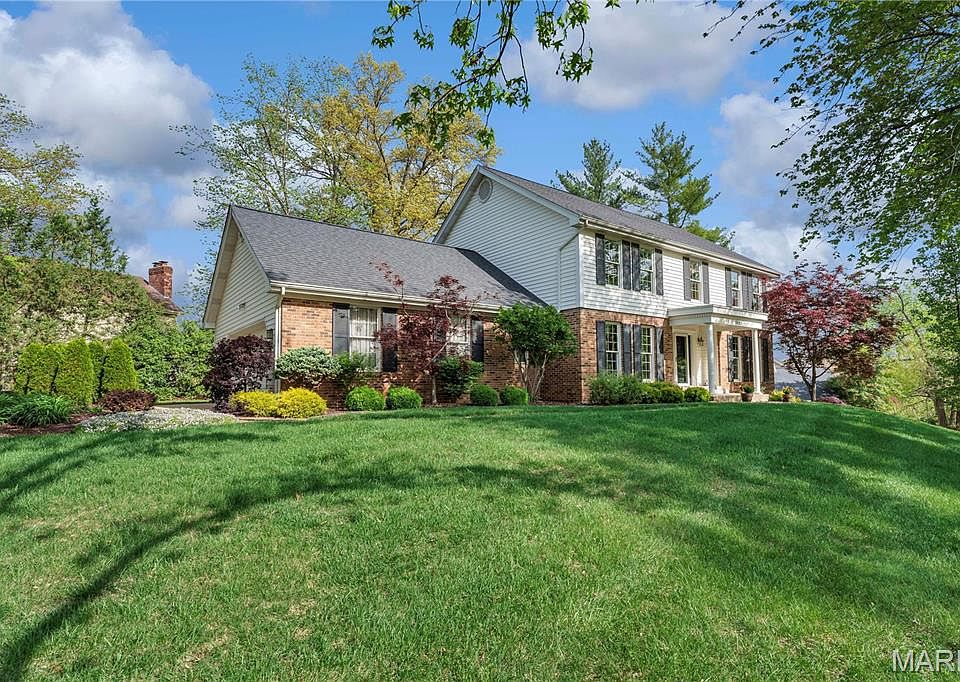 1st image of 141 Greenbriar Estates Dr