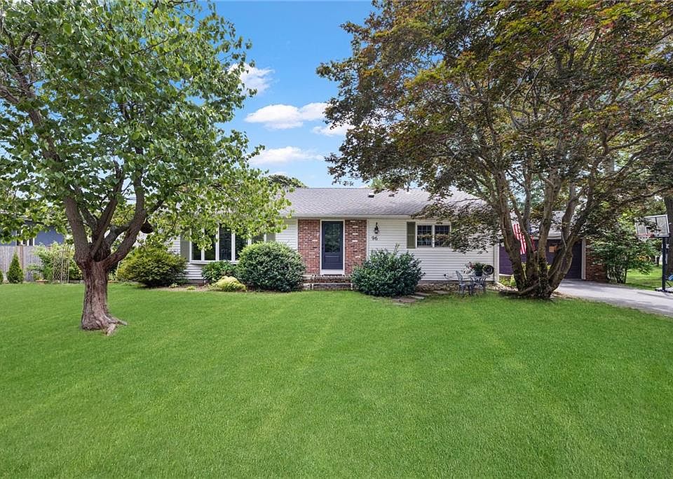 96 Bayberry Ln, East Greenwich, RI 02818 Zillow