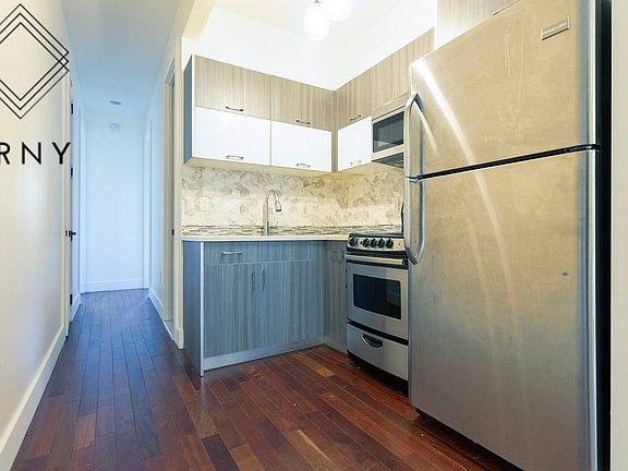 2nd image of 1438 Dekalb Ave APT 3L