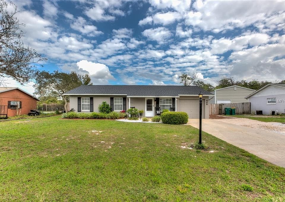 1st image of 409 Cricket Hollow Ln