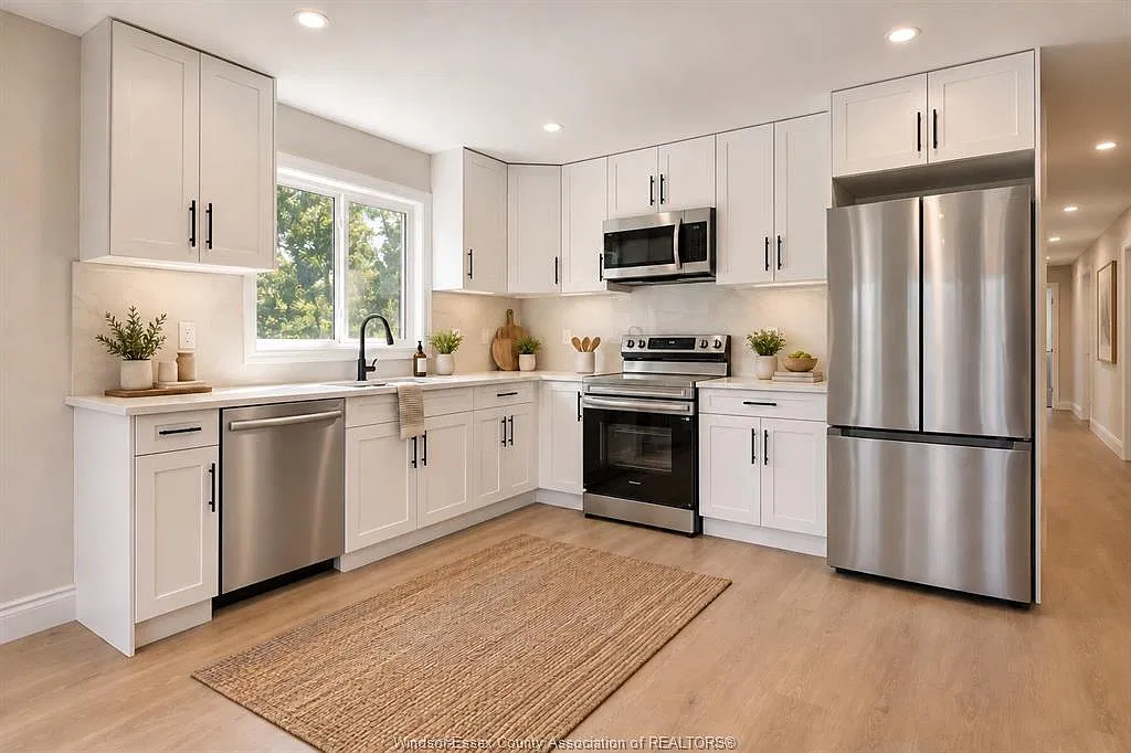 4697 Montgomery Dr — Photo 3