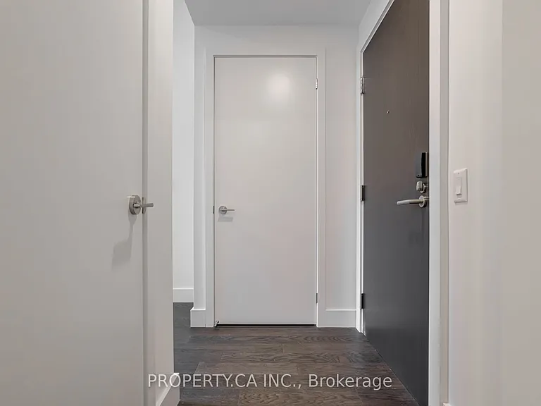 6 Greenbriar Rd #106 — Photo 37