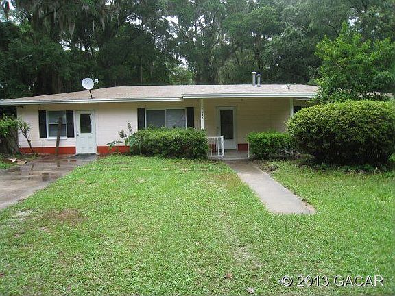 4th image of 2407 NW 47th Ter