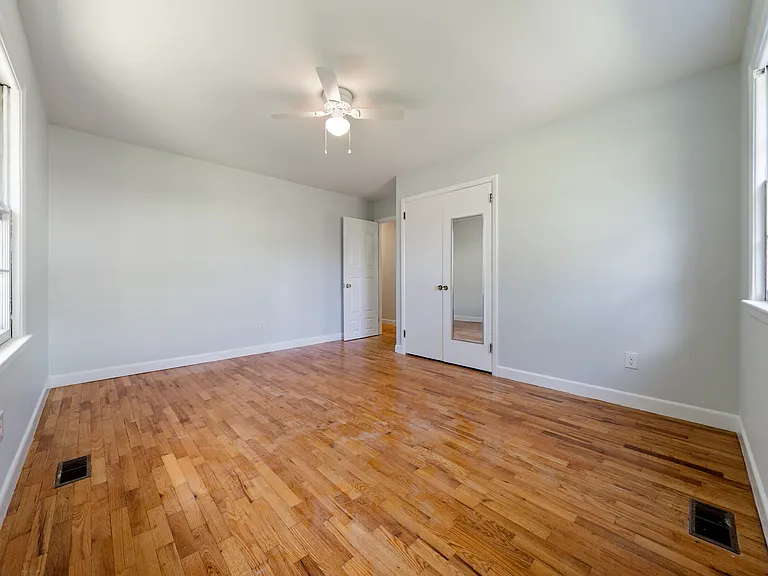 513 Mohican Trl — Photo 15