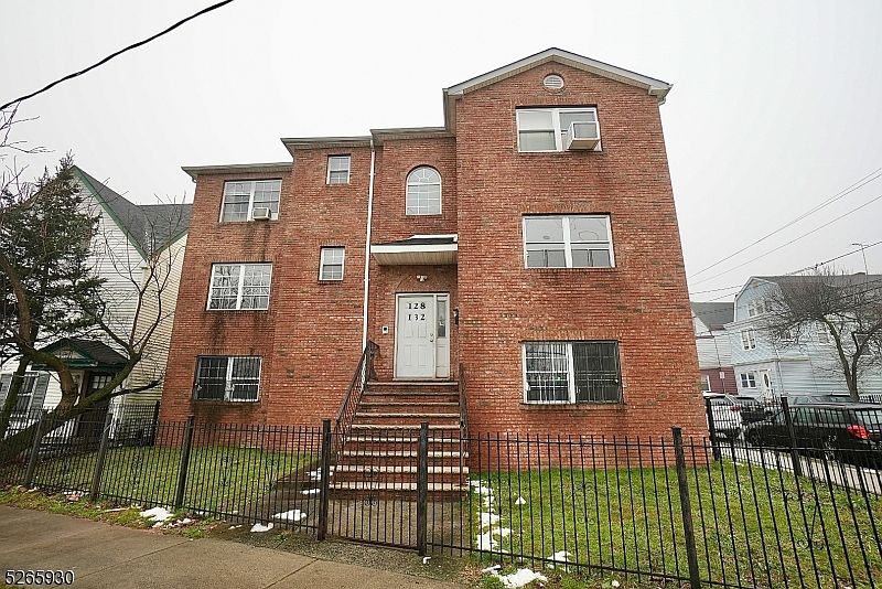 128 Leslie St, Newark, NJ 07112 Zillow