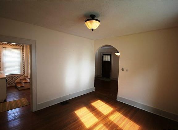 5th image of 163 Hamilton Ave