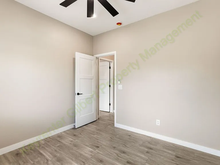 511 E 8th Ave #102 — Photo 19