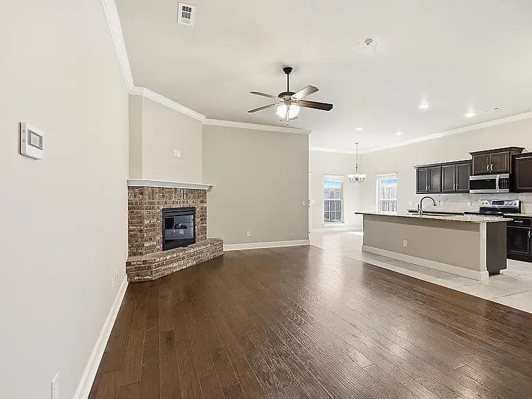 1133 Matthew Cir — Photo 6