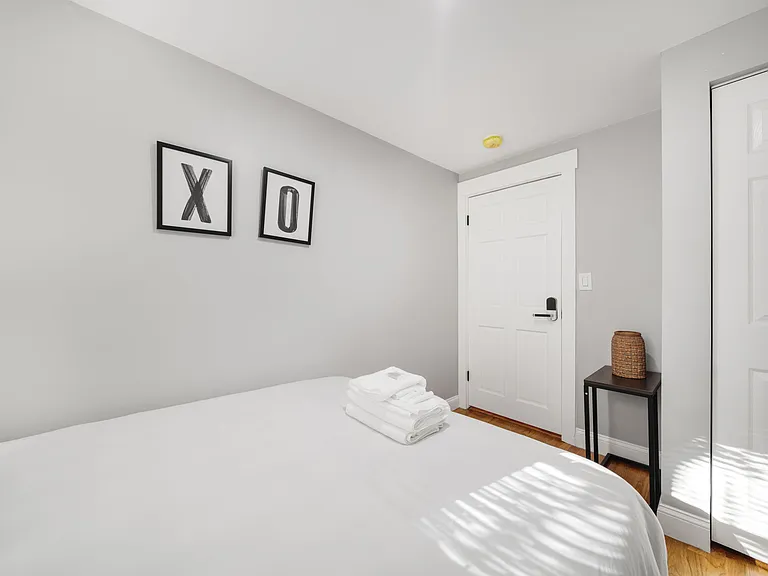 16 Mitchell St #2 — Photo 3