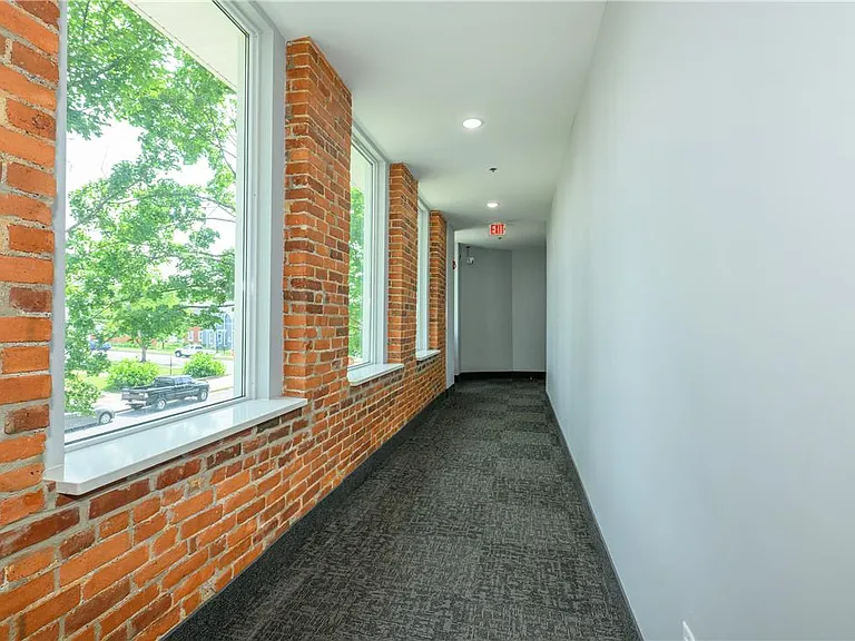 1012 2nd St #STUDIO — Photo 7
