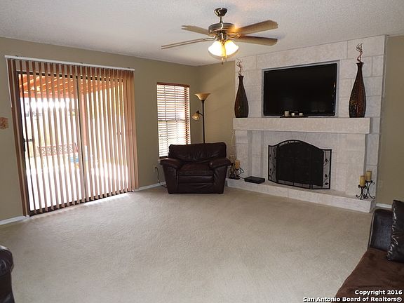 2nd image of 10112 Sunset Pl