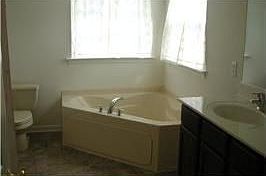 2nd image of 309 W 8th Ave