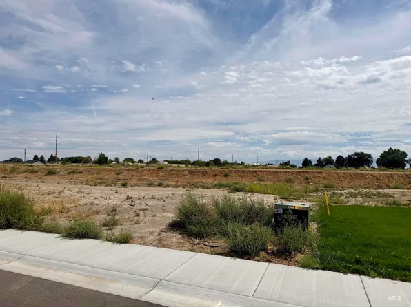 1409 Cardon Ct, Rupert, ID 83350