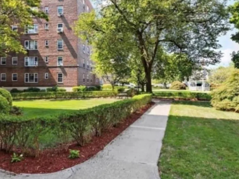 230 Pelham Rd #2K — Photo 22