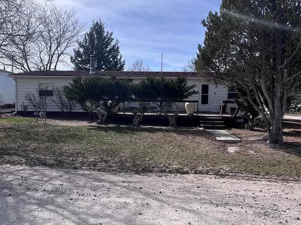 1018 Miles St, Hemingford, NE 69348