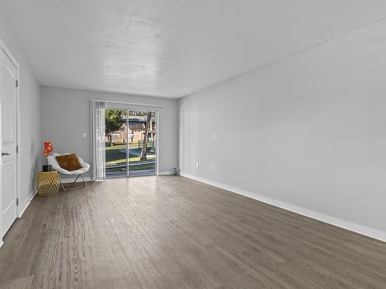 Watermarc Apartments - Living Room