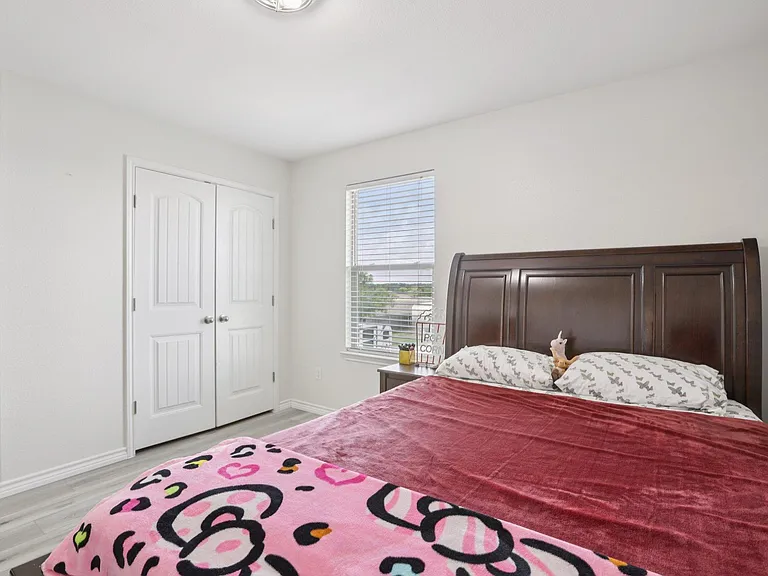 132 Brittany Ln — Photo 22