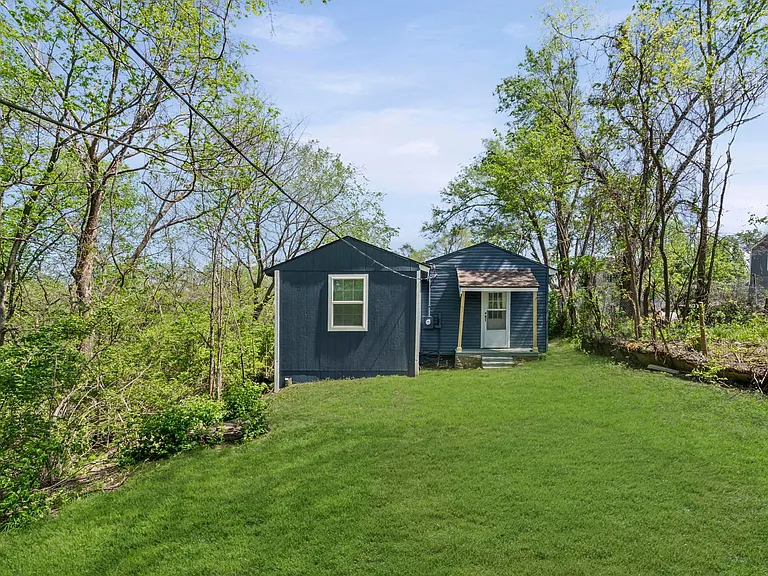 6938 Askew Ave — Photo 31