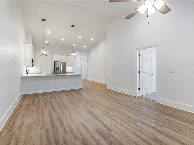 1544 Miccosukee Loop — Photo 17