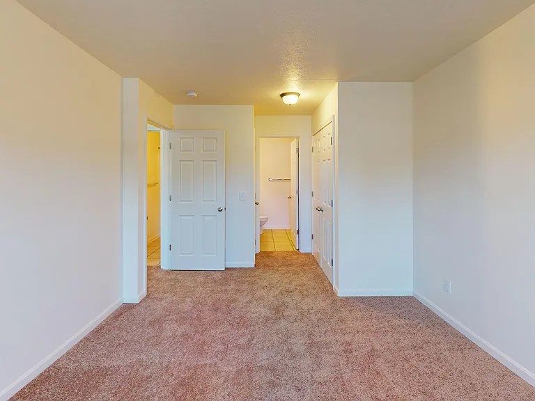 7735 Independence Pl — Photo 4