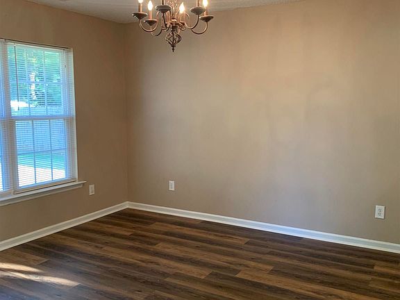 5th image of 103 Liverpool Dr