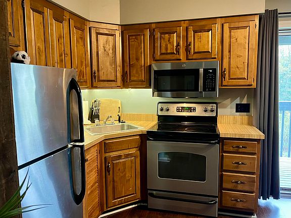 3rd image of 2162 Mountain Road #30